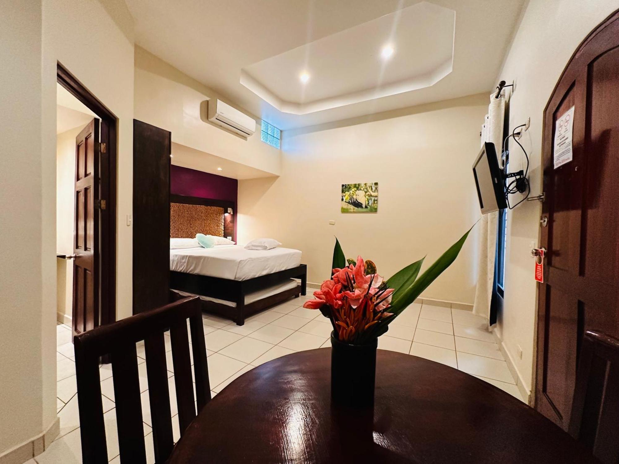 Las Brisas Resort And Villas Jaco Bagian luar foto