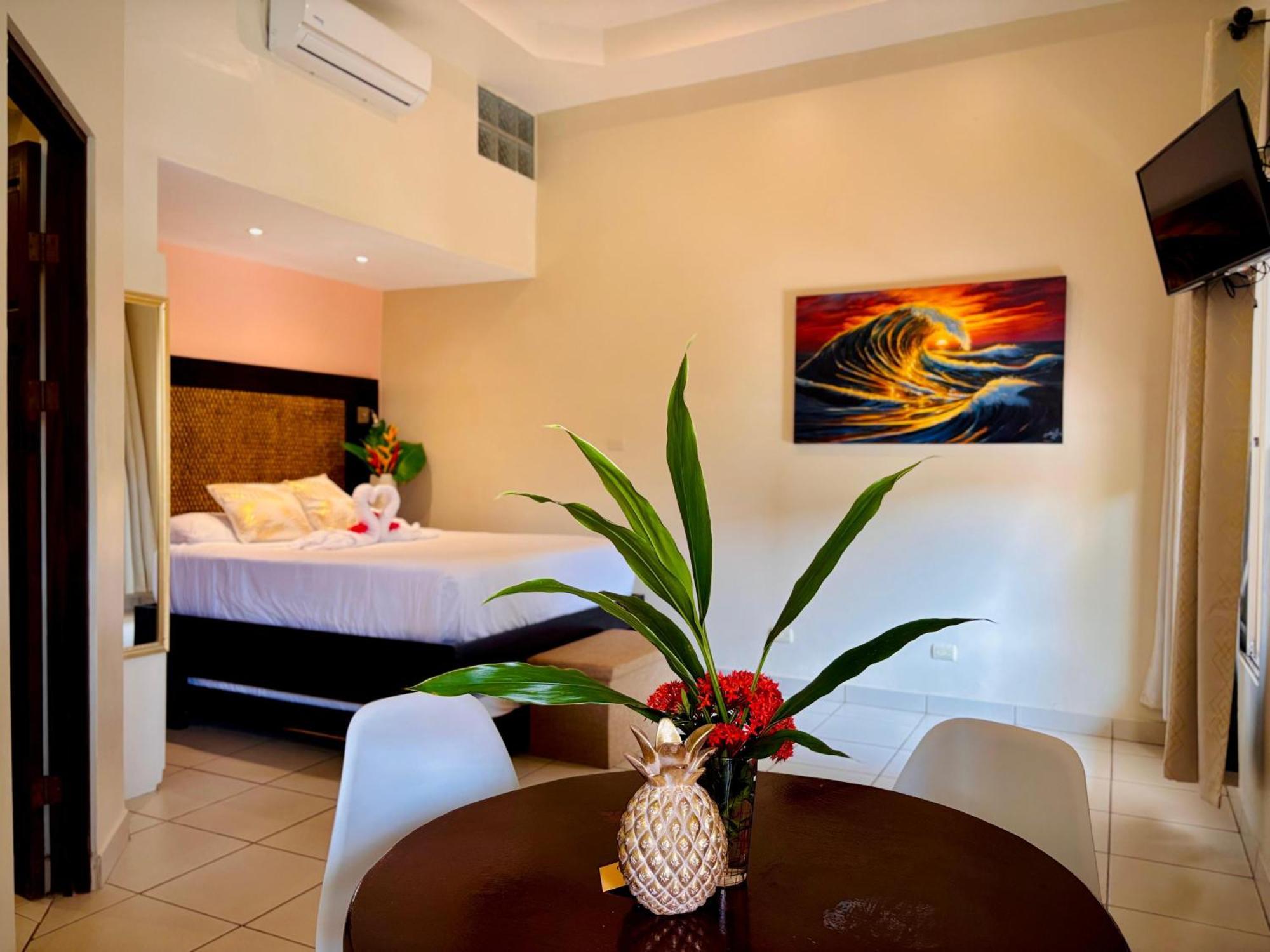 Las Brisas Resort And Villas Jaco Ruang foto