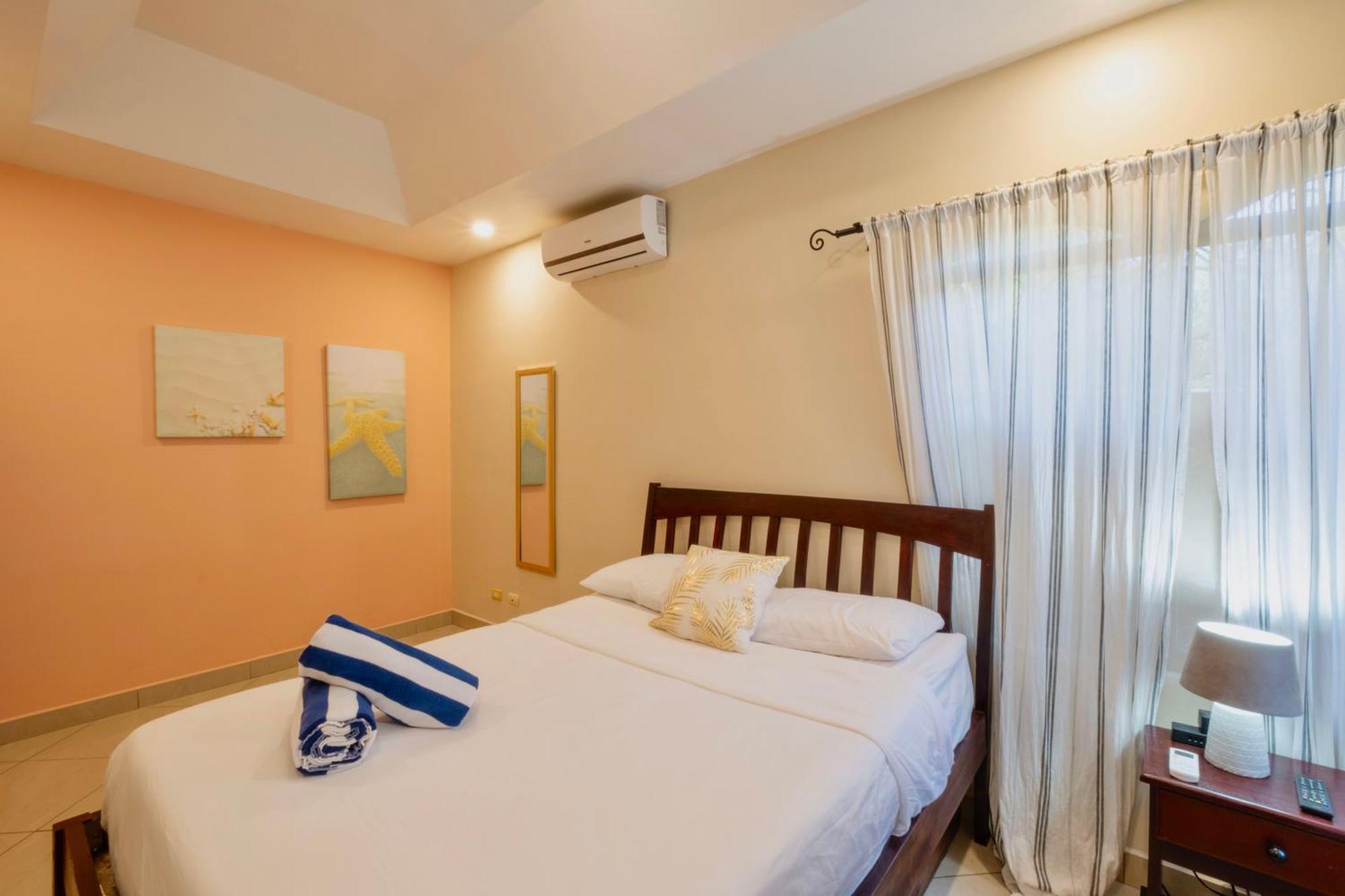 Las Brisas Resort And Villas Jaco Ruang foto