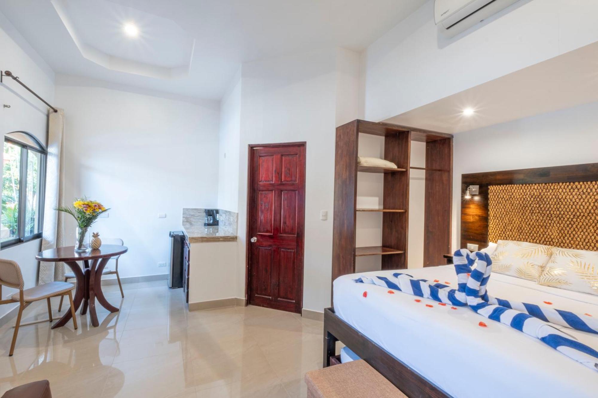 Las Brisas Resort And Villas Jaco Ruang foto